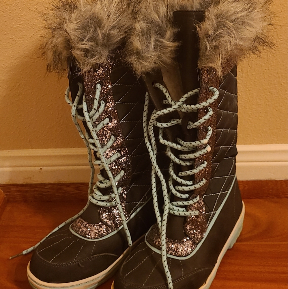 Kids Blue Snow Boots Justice SIZE 4M